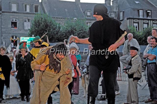 dinan fete remparts 23.JPG - Fête des Remparts, septembre 1994sur le thème « Du Guesclin »22 Dinan